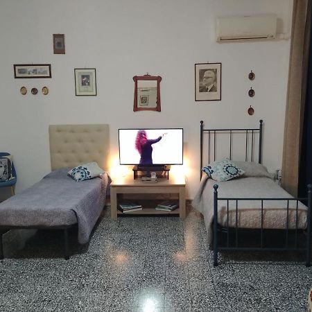 Miky M House B&B Кальяри Экстерьер фото