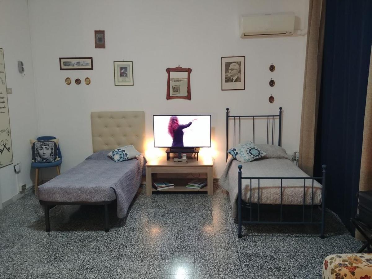 Miky M House B&B Кальяри Экстерьер фото